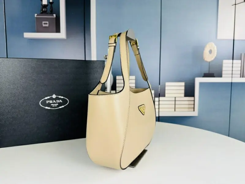 prada aaa qualite sac a main  pour femme s_12331212